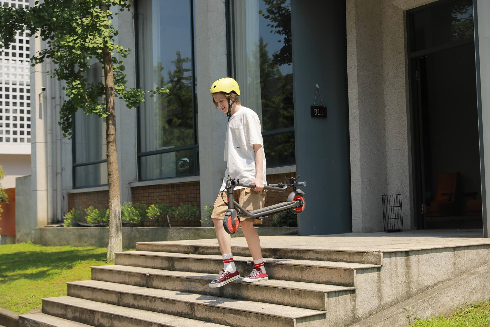 Ninebot by Segway eKickScooter ZING C20 Ninebot by Segway eKickScooter ZING C20
