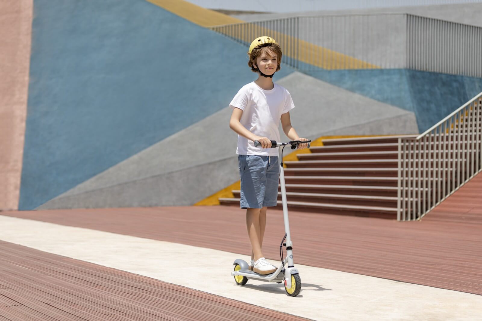 Ninebot by Segway eKickScooter ZING C10 Ninebot by Segway eKickScooter ZING C10