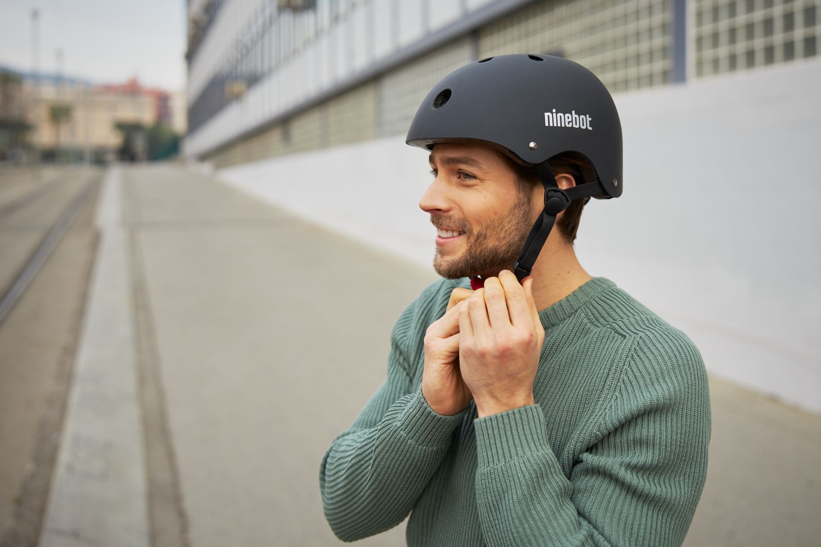 Kask Ninebot by Segway dla dorosłych Kask