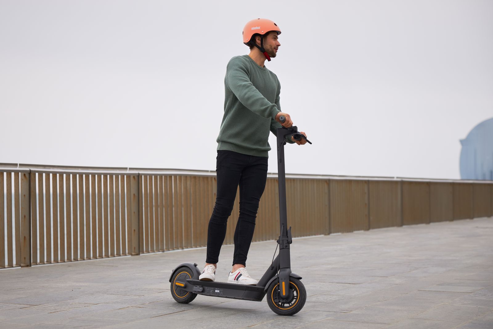 Kask Ninebot by Segway dla dorosłych Kask